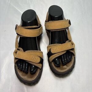 Teva Midform 1371 Women’s 7.5 Pretty Rugged Universal Sandals Tan Strap Vintage